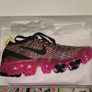 Nike Vapormax Flyknit 3 Black/Pink/Blast